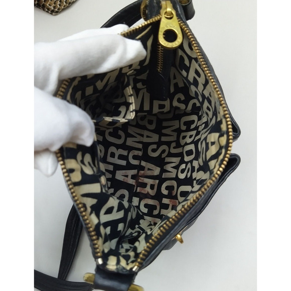 Marc by Marc Jacobs Black Leather Double Turnlock Pockets Zipper Crossbody Bag - Picture 12 of 16